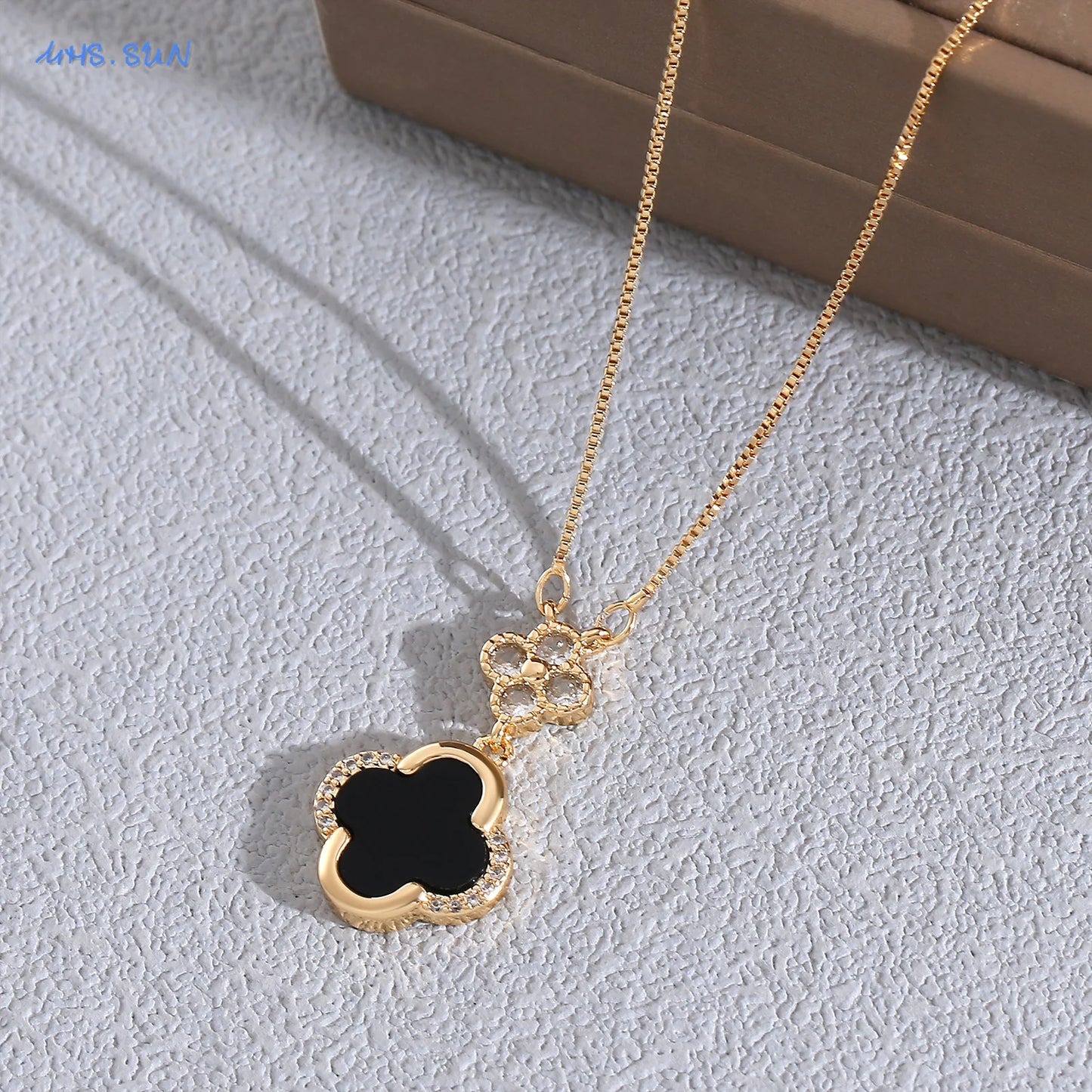 Four Leaf Clover Pendant Necklace