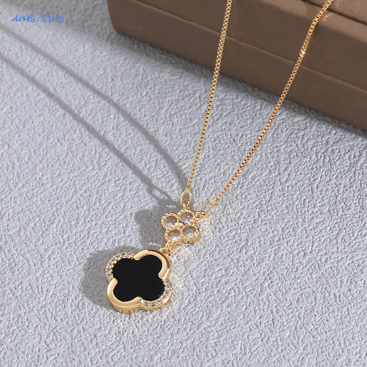 Four Leaf Clover Pendant Necklace